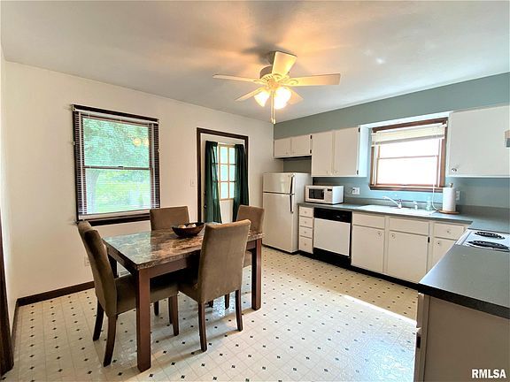 Photo - 2418 Austin Dr