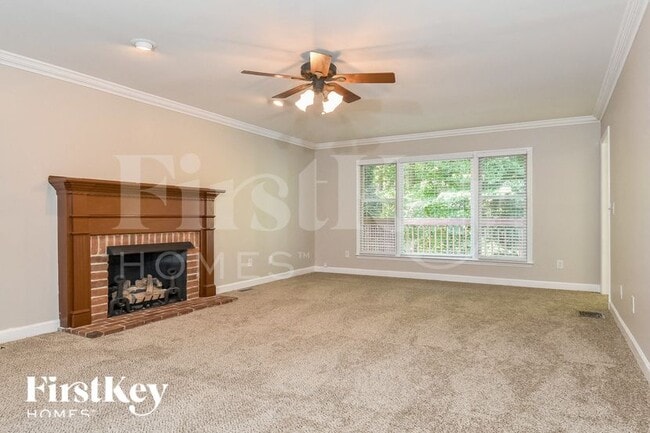 Photo - 205 Worthland Ct
