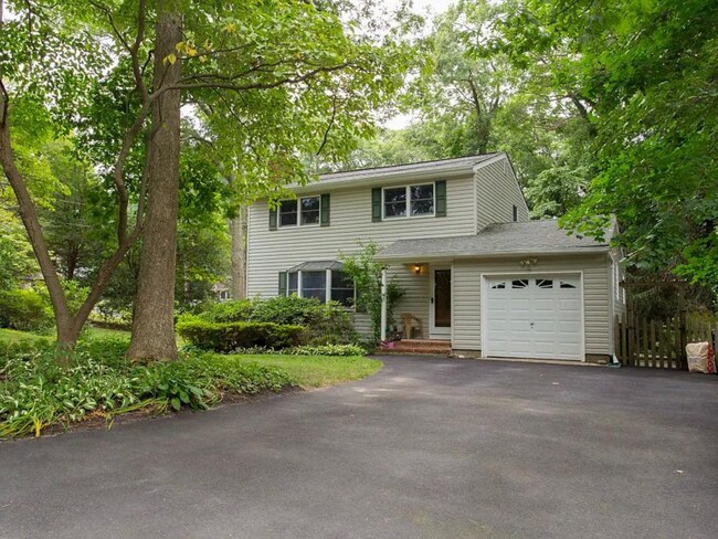 Available May 2nd - 10 Miller Place Rd