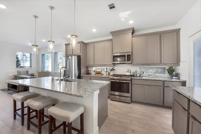 Photo - 10062 Rosette Dr