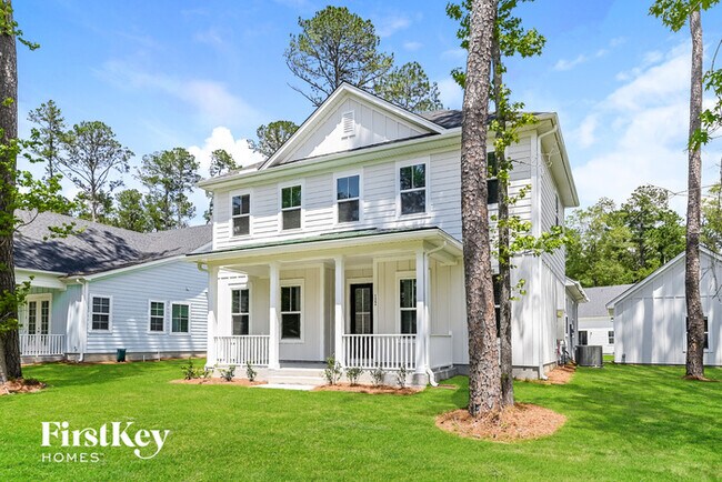 Photo - 122 Pecan Dr