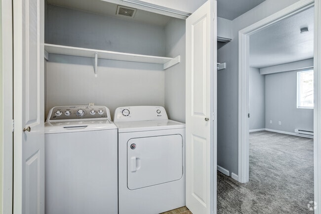 Building Photo - ReNew Waterview Rental