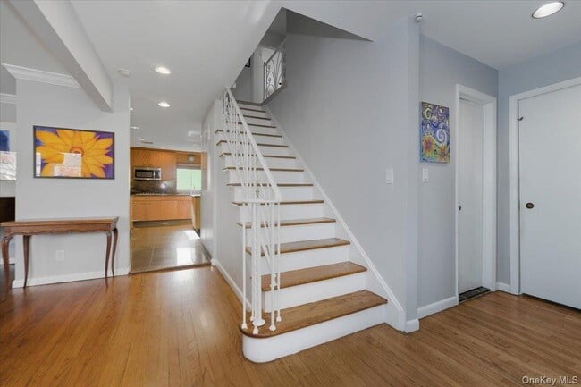 Photo - 1495 Bay Blvd