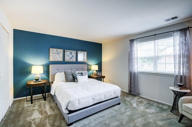 Mapleton Square Apartment Homes