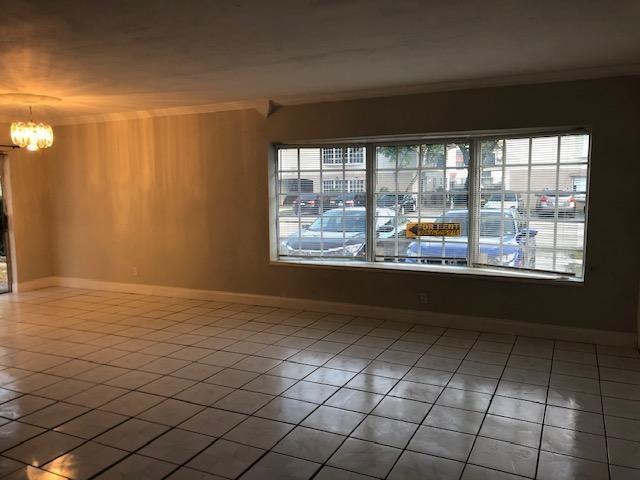 Building Photo - 5317 NW 18th St Unit 2B Rental