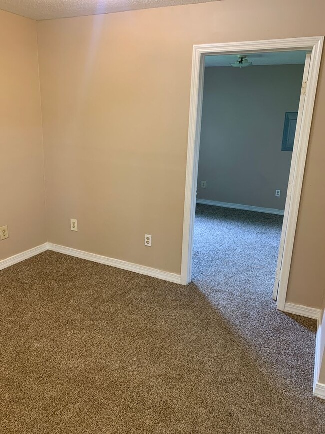 Photo - 1015 Lynn St Unit 1015B