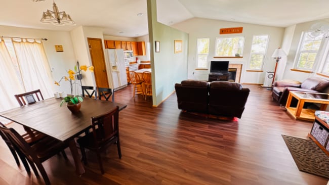 6904 54th Pl NE