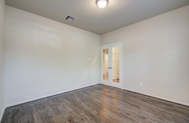 Photo - 15618 Whispering Green Dr