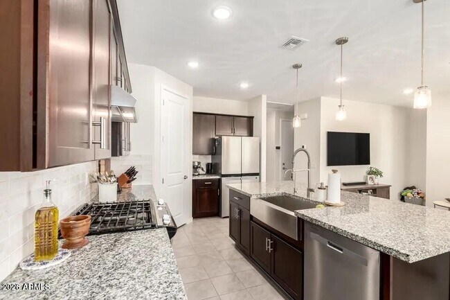 Photo - 17404 W Sunnyslope Ln