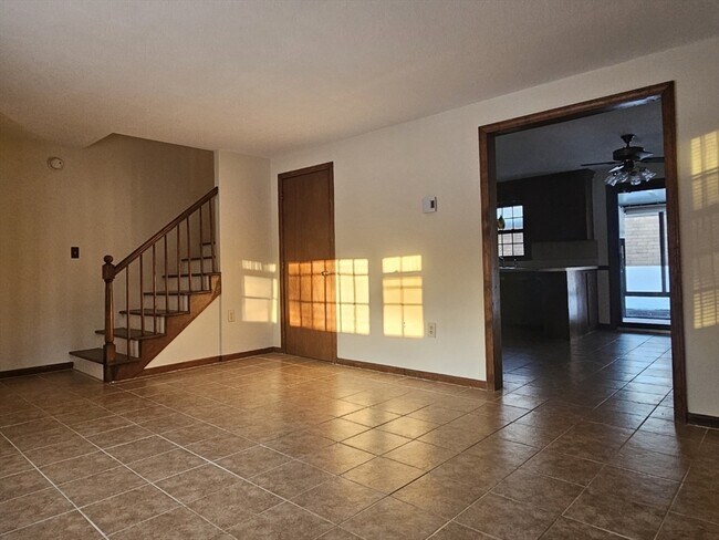 Photo - 27 Summer St