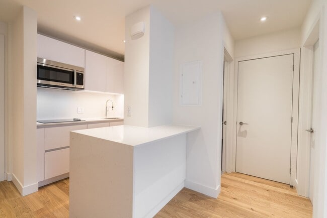 Photo - 3468 Rue Drummond Unit 308