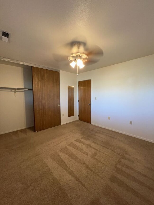 Photo - 1373 Dakota Dr