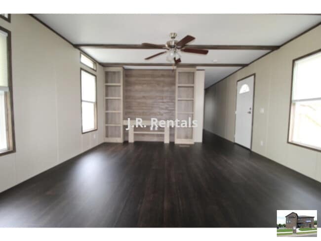 Photo - 31 Cedar Grove Dr