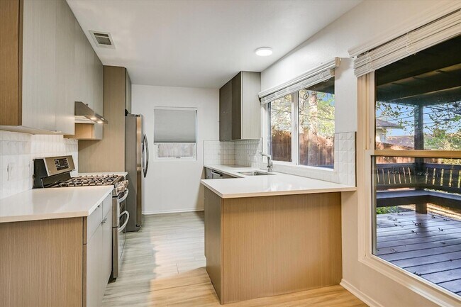 Photo - 8101 Ceberry Dr