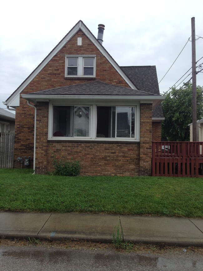 Building Photo - 429 S Hamilton Ave