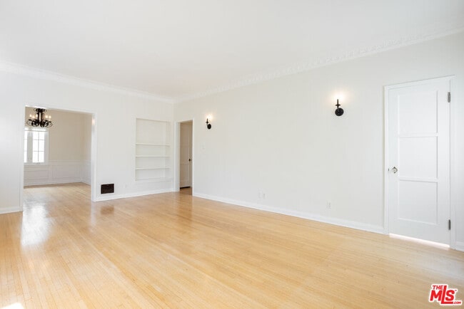 Photo - 442 S Maple Dr