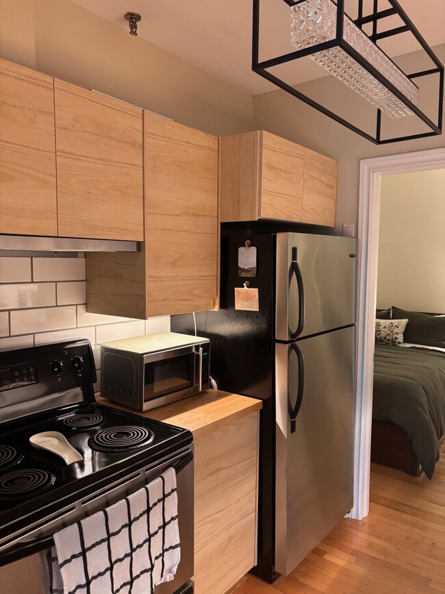 Photo - 5393 Victoria Rd Unit 211