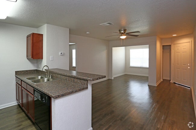 Kitchen/Living Room