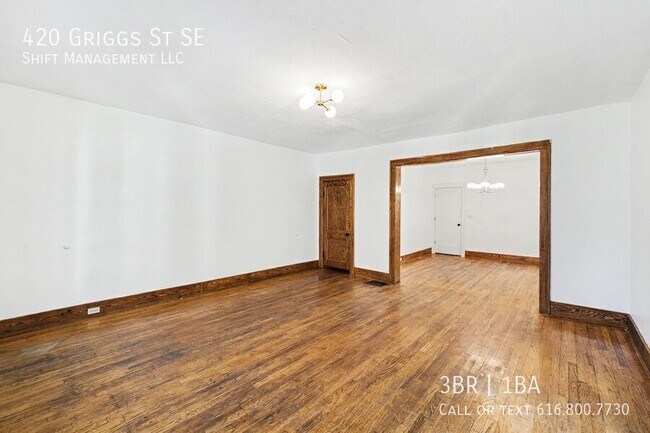 Photo - 420 Griggs St SE