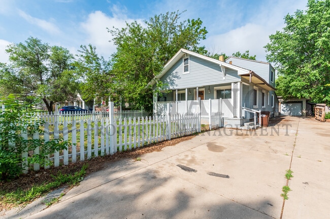 Photo - 719 S Glenn St