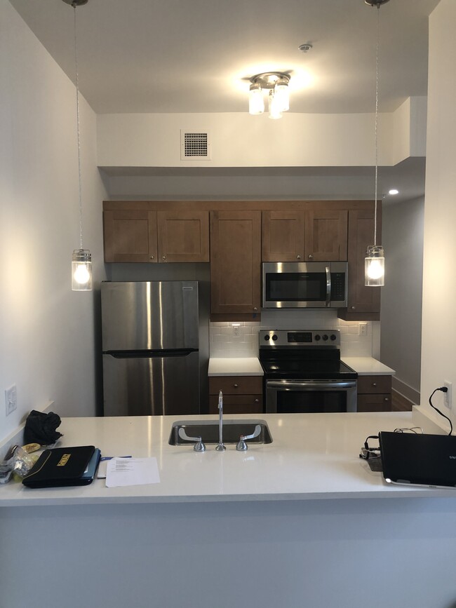 Photo - 302 E Grace St Unit 202