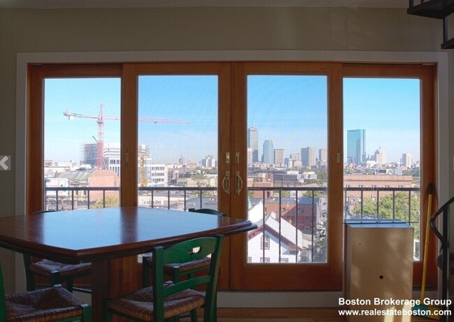 Photo - 4 Kearsarge Ave Unit 3