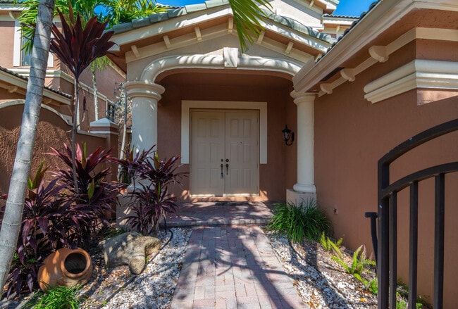 Photo - 2877 Kinsington Cir Unit 2877