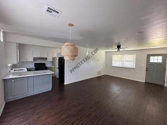 Photo - 1300 NW 102nd St