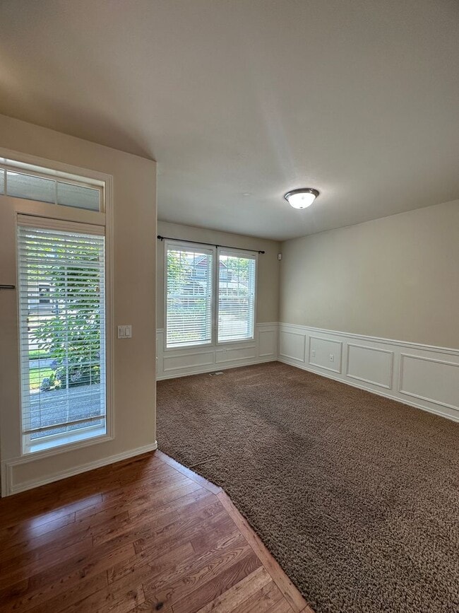 Photo - 7147 Prism St SE
