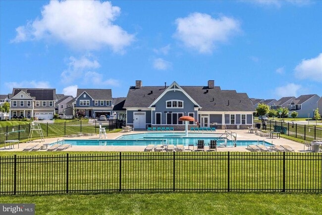 Building Photo - 6666 Ballenger Run Blvd