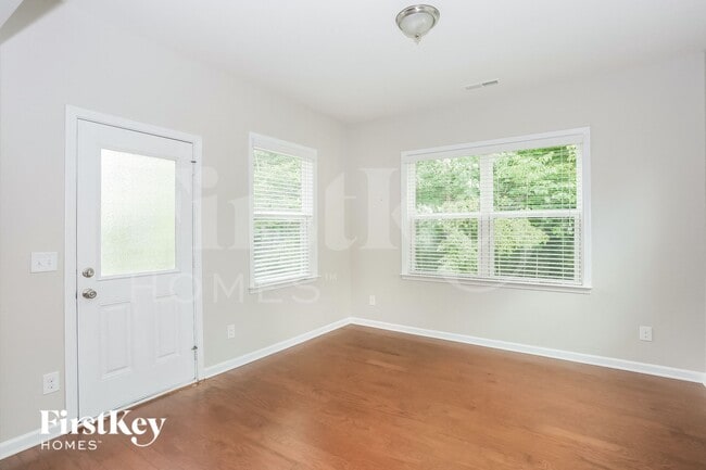 Photo - 8823 Balsam Bay Rd