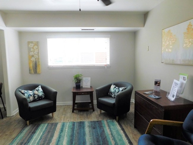 Photo - Crossroads Landing