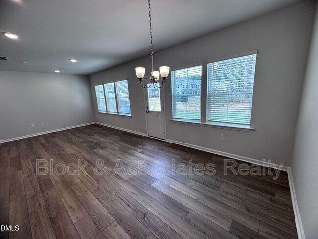 Photo - 203 Broomside Ave