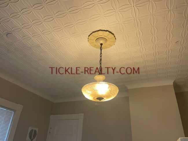 Photo - 626 University Ave Unit 1