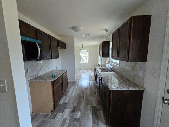 Photo - 810 S Cooper Ave