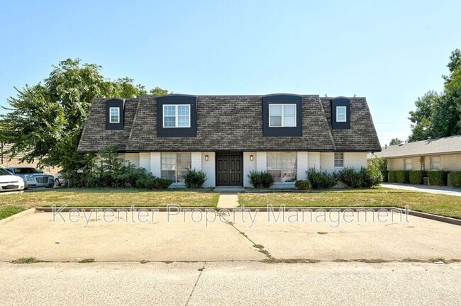 Photo - 1309 Crown Point Ave Unit #3