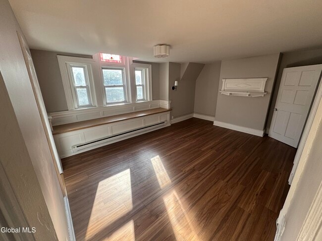 Photo - 479 State St Unidad 7