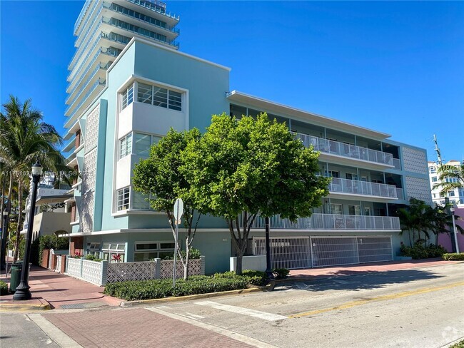 Building Photo - 158 Ocean Dr Unit 306 A Rental