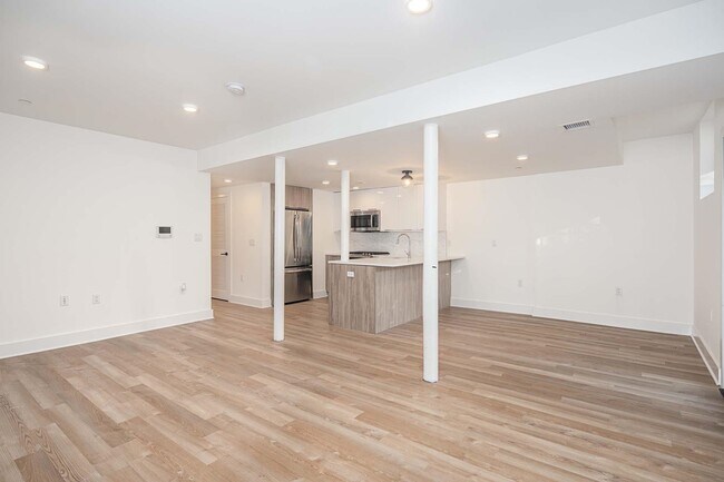 105 South St Unidad 1