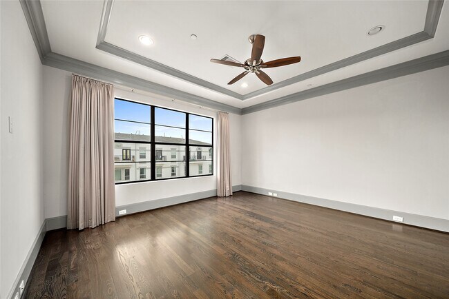 Photo - 2905 Bering Dr Casa