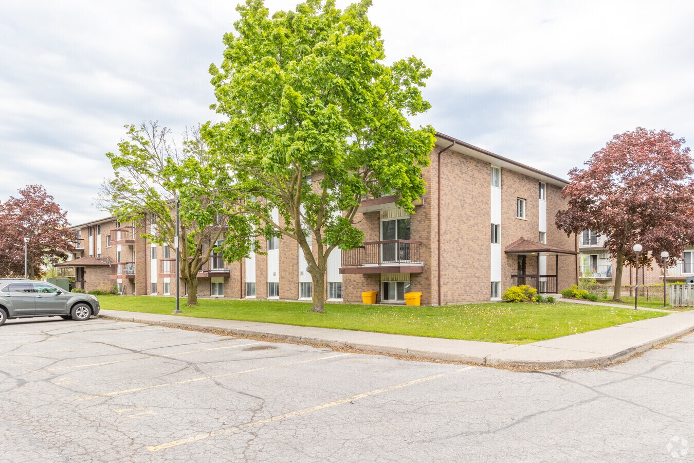 Photo - 409-411 Sidney St