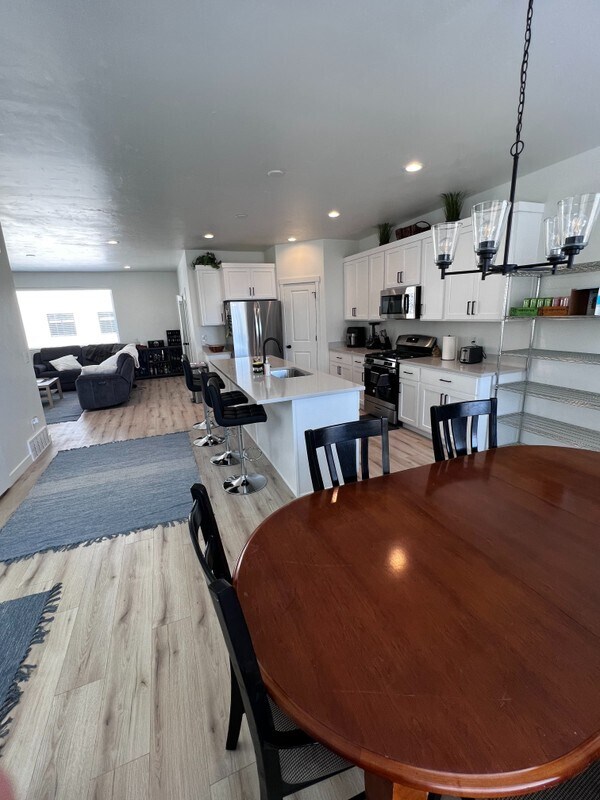 Photo - 539 S 890 W