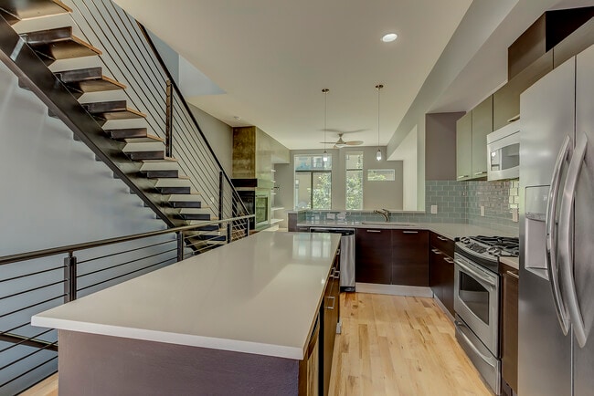 Photo - 2345 Walnut Street Unit 17