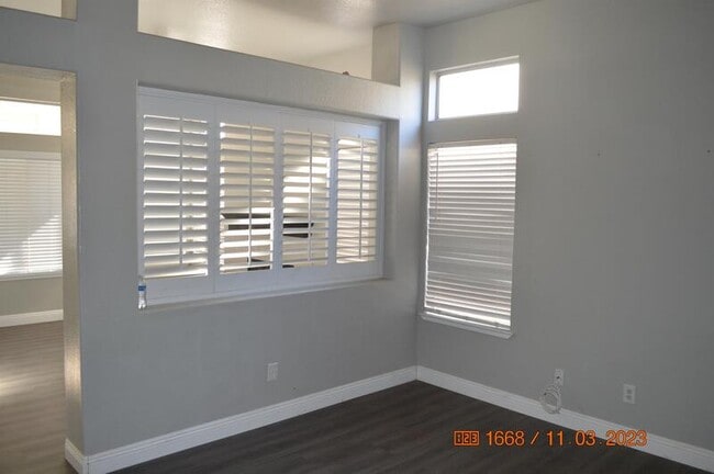 Photo - 732 Dwight Way