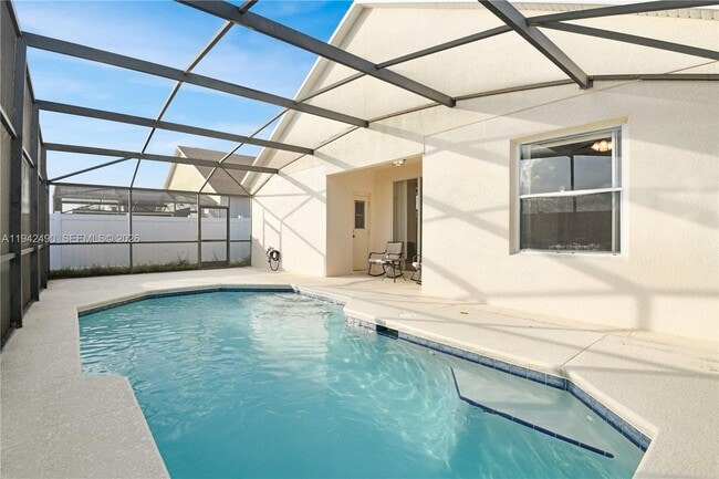 Photo - 915 Knollwood Dr