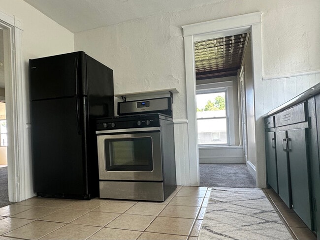 Photo - 565 Thompson St Unidad Apt B