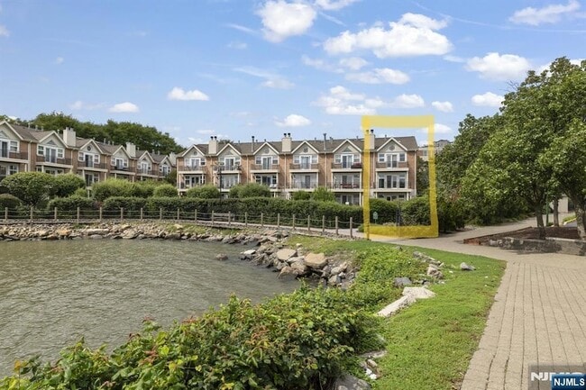 Photo - 6 Grand Cove Way Unit A06