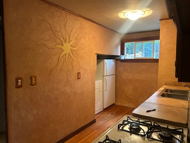 Photo - 1500 Orchard Ave