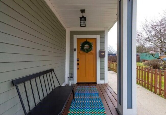 Photo - 4424 Bridge Ave