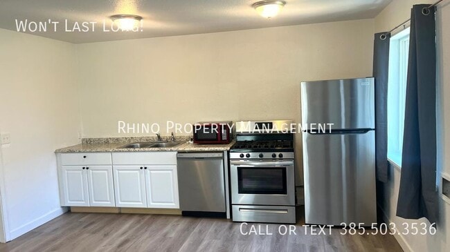 Photo - 660 28th St Apartment